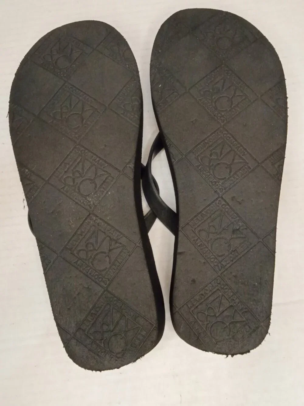 New York & Company Black Platform Wedge Flip Flops Sandals Women's Size 8 - Picture 6 of 7
